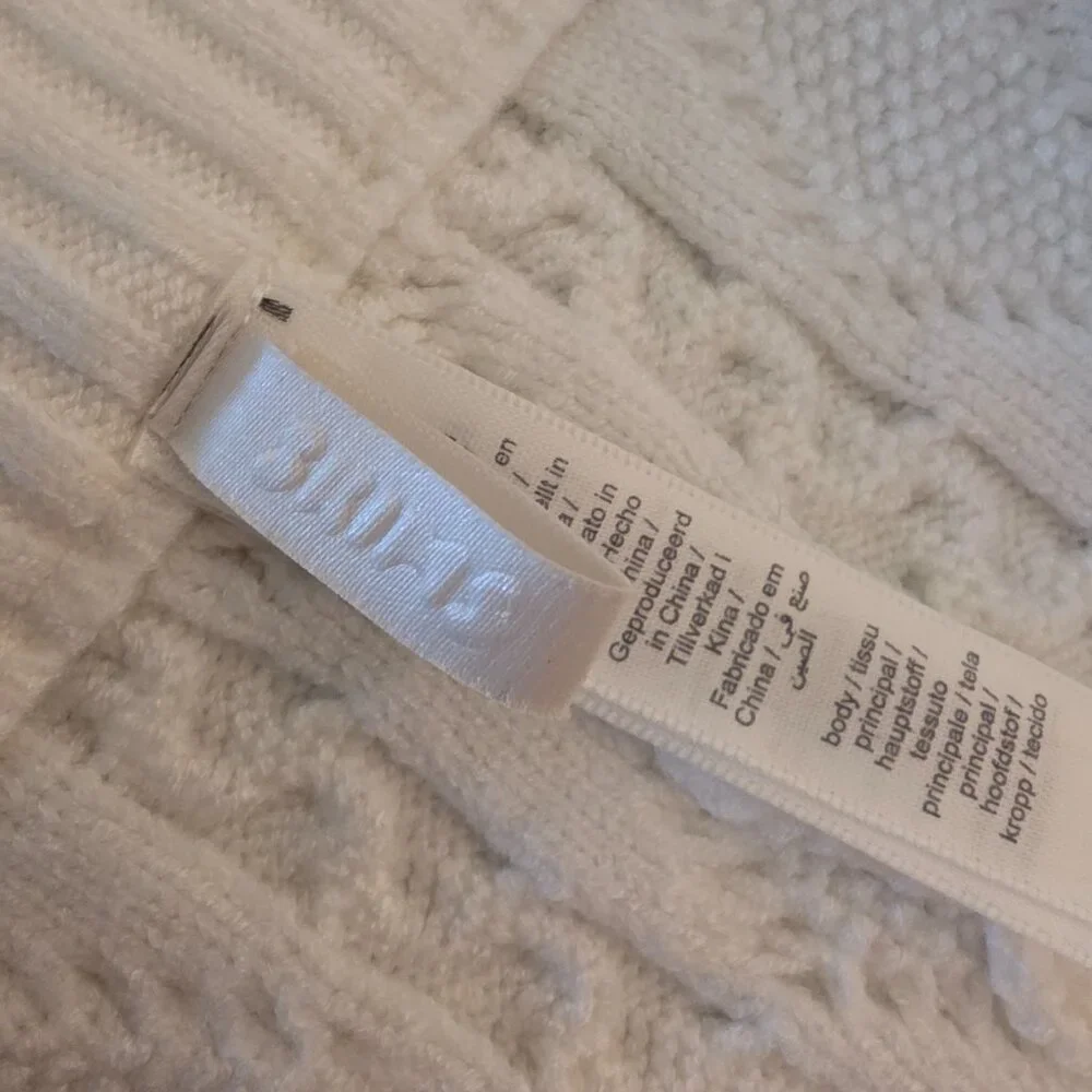 Skims CABLE KNIT STRAIGHT LEG PANT White Large- Loose thread, a few dirt marks - Picture 9 of 16